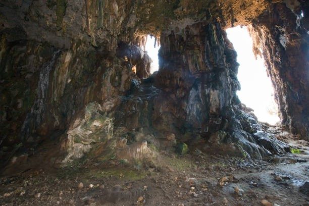 DAY: – 1 ...../ SOCOTRA (FLIGHT) DAXIM→FERMAHEN→DE’ERHOR 