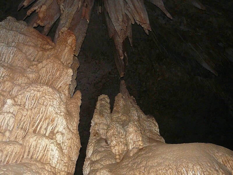 Day 2 – HADIBOO -NUJED - AMAK - DEGUB CAVE – HADIBOO